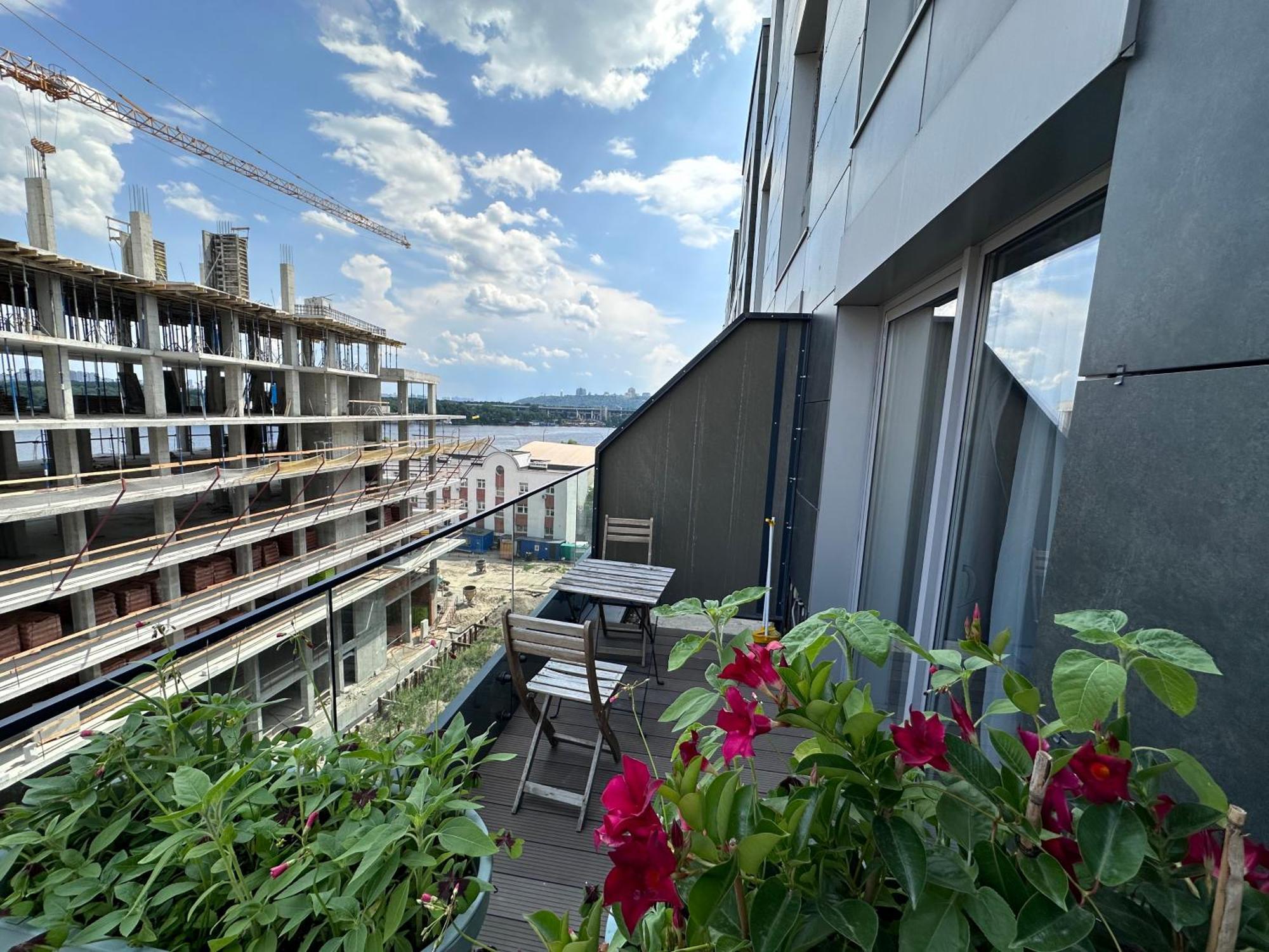 Rybalsky Studio Apartment Dnipro View Kiew Exterior foto